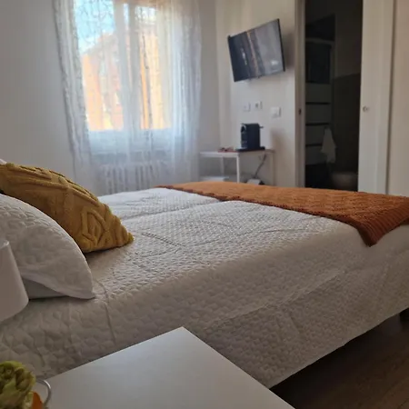 B-rooms بيت ضيافة بولونيا