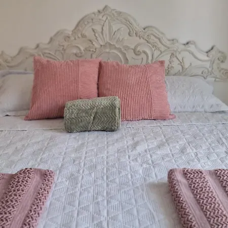 B-rooms بولونيا