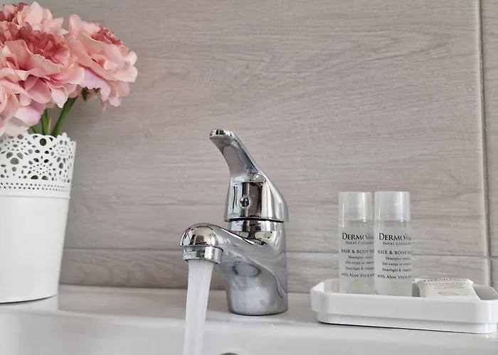 בית הארחה B-rooms 3*