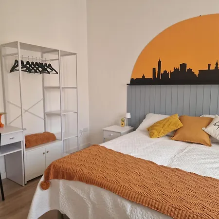 B-rooms Μπολόνια